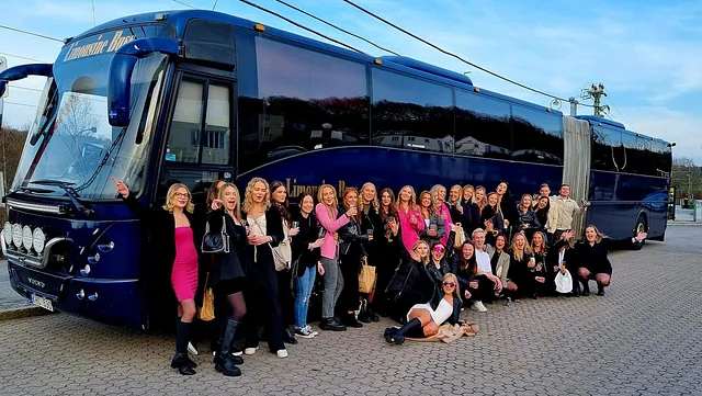 25 års kalas med Limousinebuss